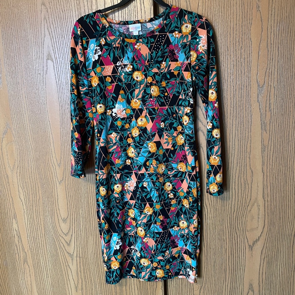 LULAROE DEBBIE TROPICAL FLORAL DRESS LONG SLEEVE SHEATH SIZE XS NWOT COLORFUL
